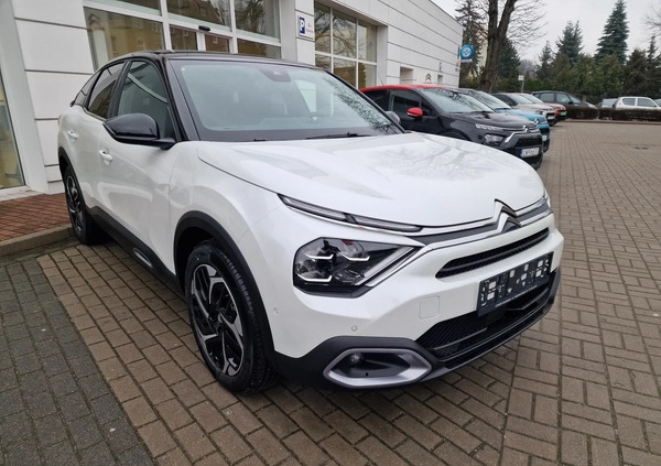 Citroen C4 cena 117055 przebieg: 3, rok produkcji 2024 z Grudziądz małe 46
